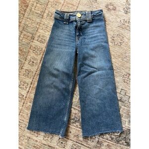 Little girl size 6 Marine jeans from Zara!